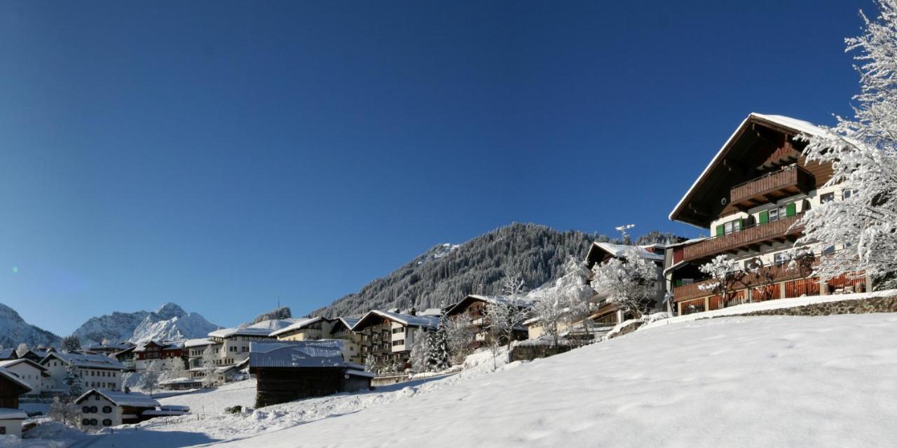 Hotel Adler Garni Hirschegg  Exteriér fotografie